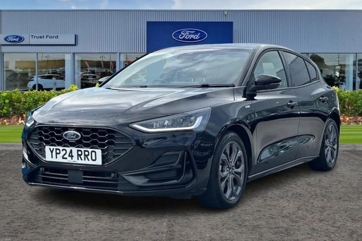 Ford Focus 1.0 EcoBoost Hybrid mHEV 155 ST-Line 5d - Image 5