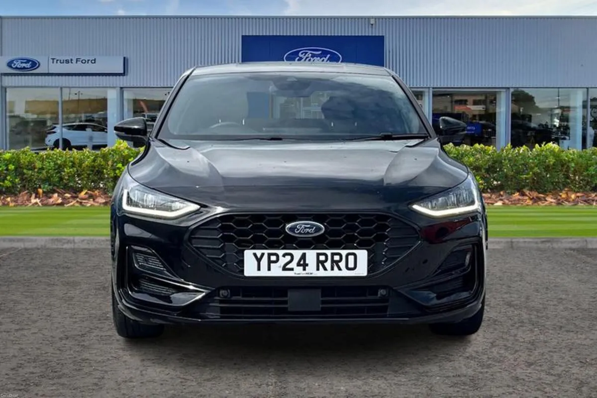 Ford Focus 1.0 EcoBoost Hybrid mHEV 155 ST-Line 5d - Image 6