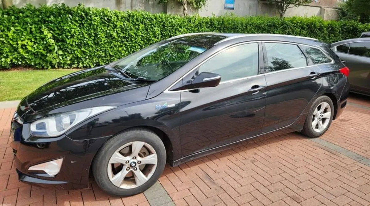 2014 Hyundai i40 Estate - Image 2
