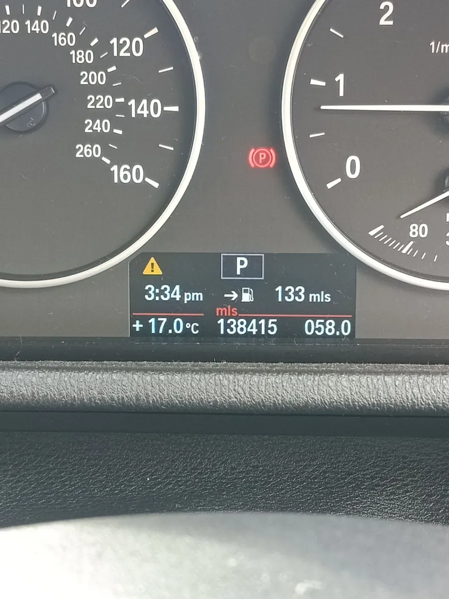 BMW X3 2011 - Image 2