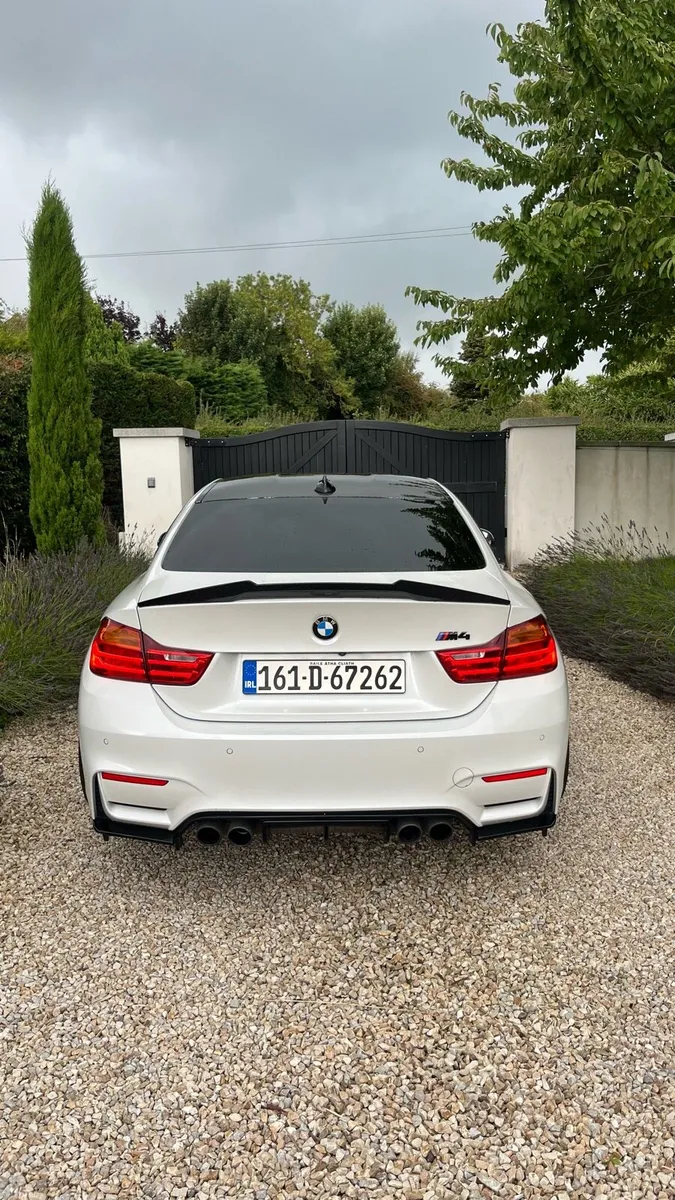 BMW M4 - Image 5