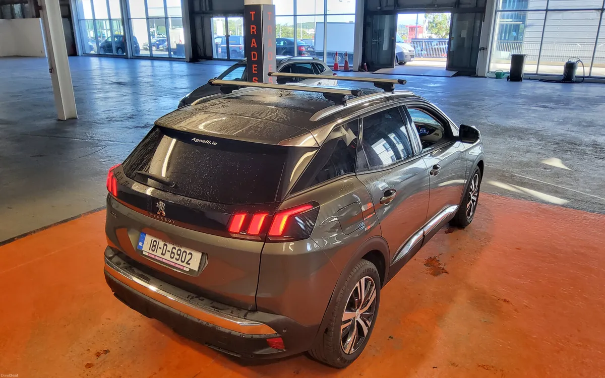 Peugeot 3008 2018 - Image 2