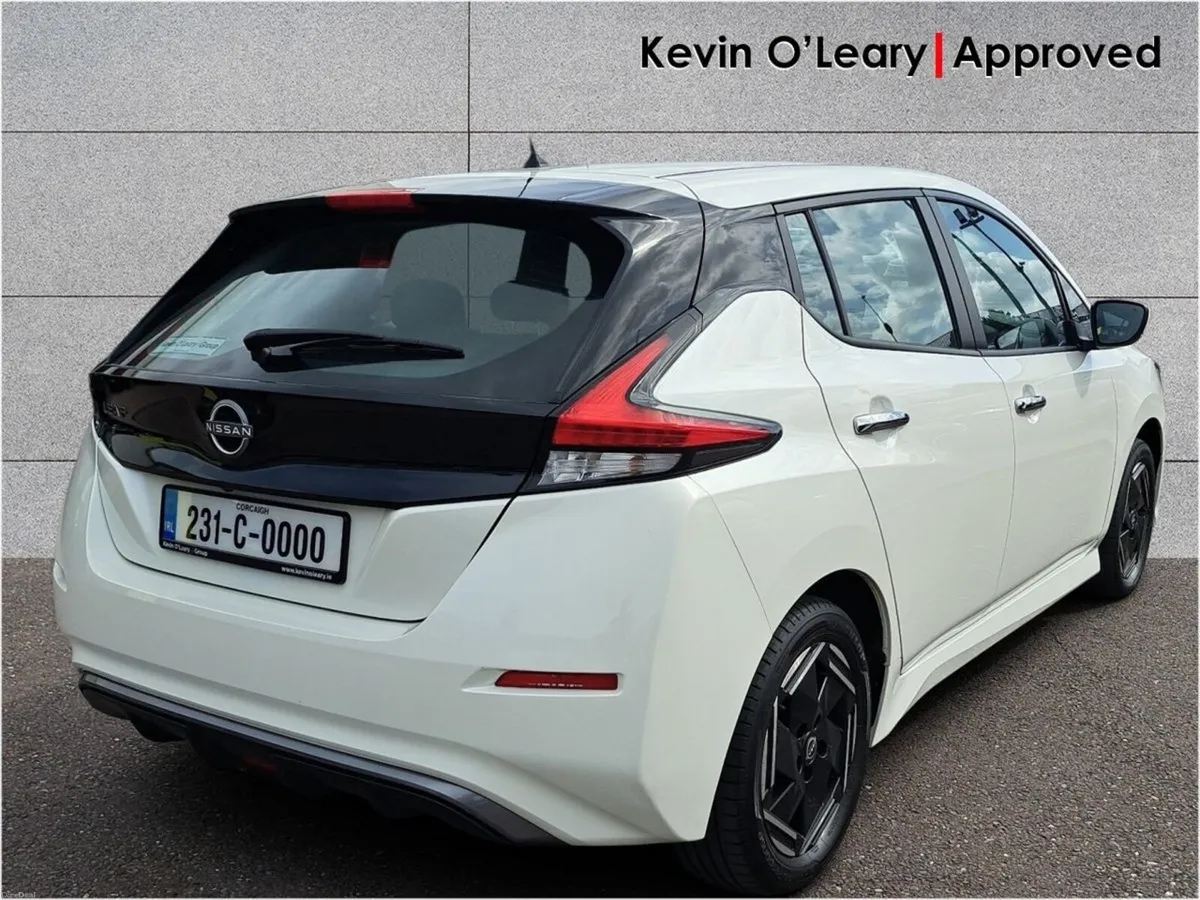 Nissan Leaf Acenta 150 Electric 40kWh - Image 3