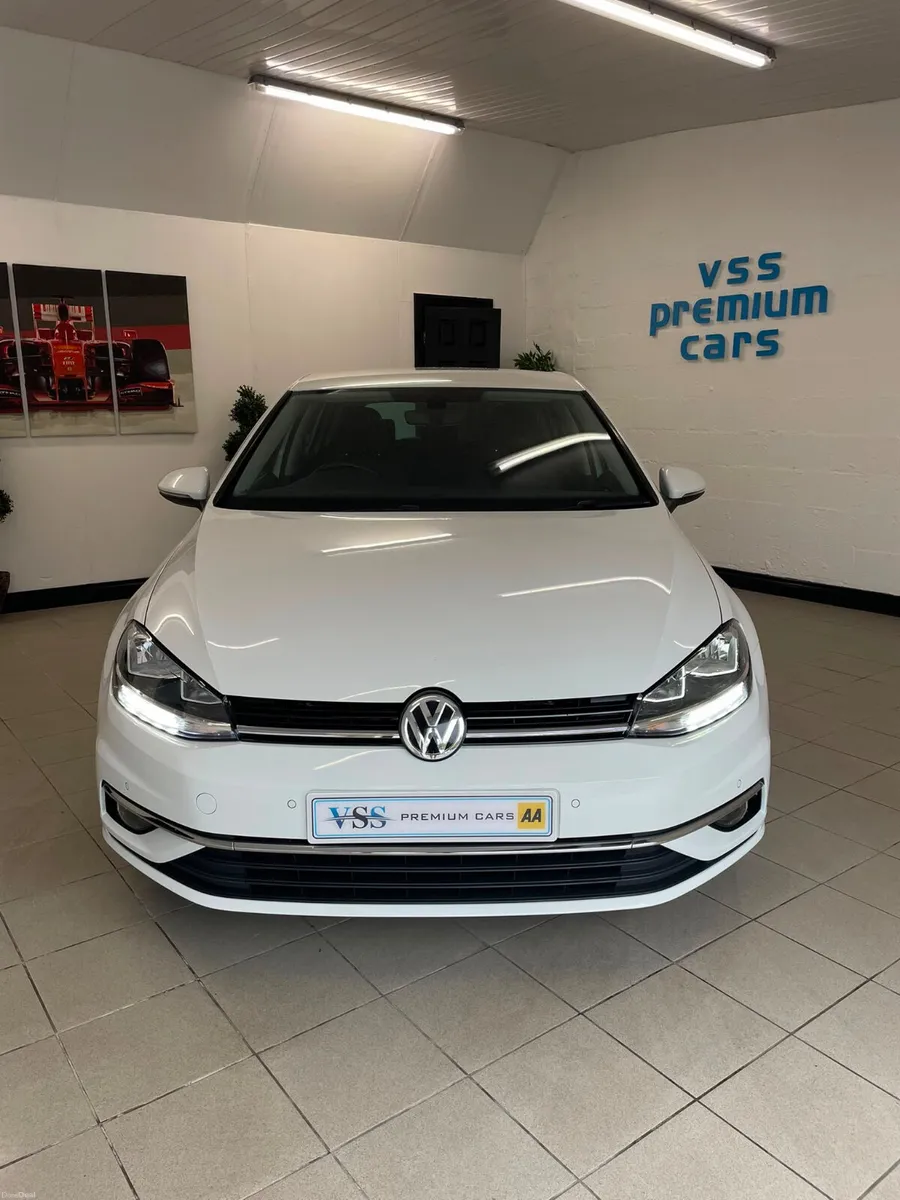 2017 Volkswagen Golf 1.6 TDI GT DSG - Image 1