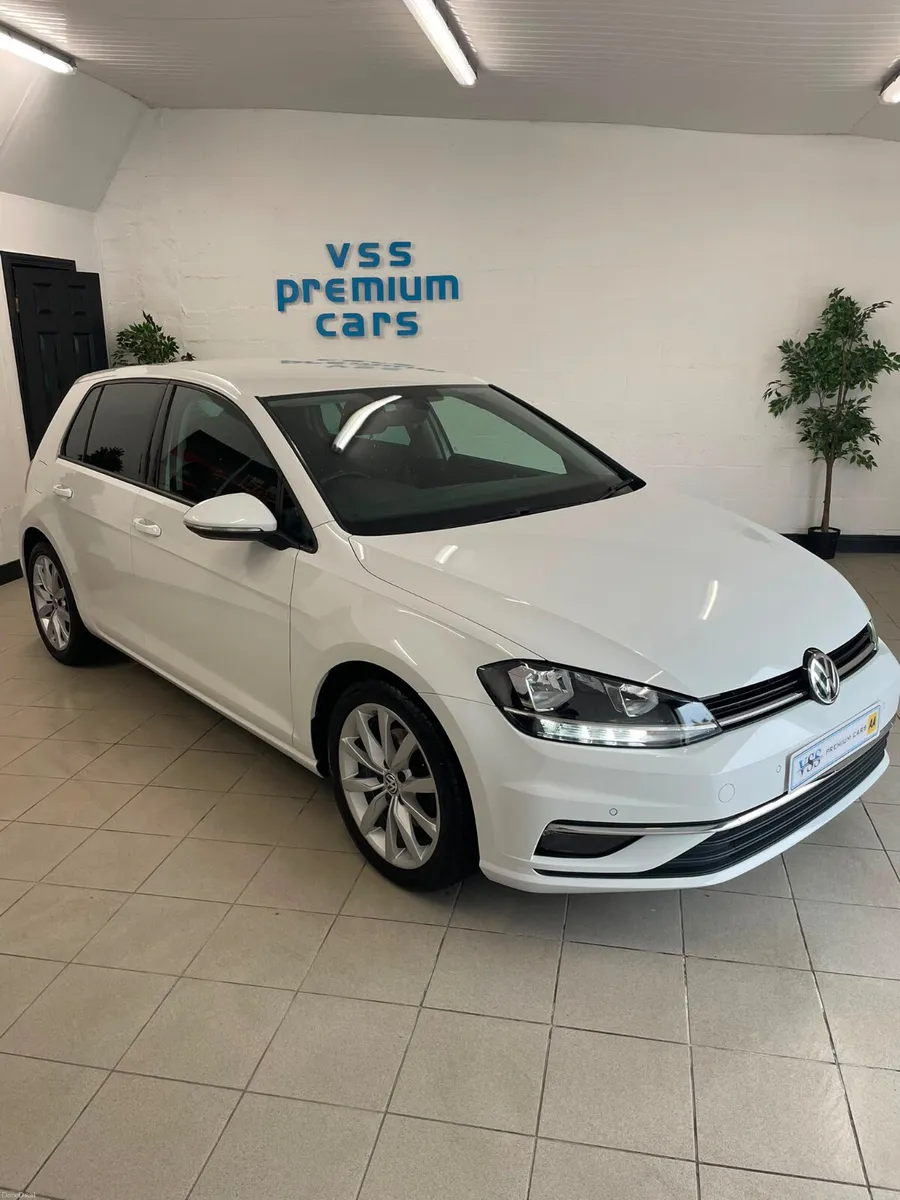 2017 Volkswagen Golf 1.6 TDI GT DSG - Image 3