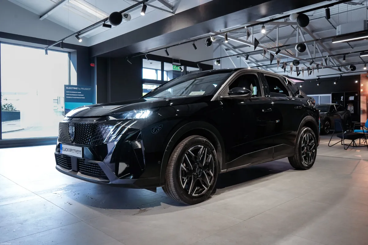 2026 Peugeot 3008 Allure 1.2 MHEV 145bhp eDCS6 - Image 3