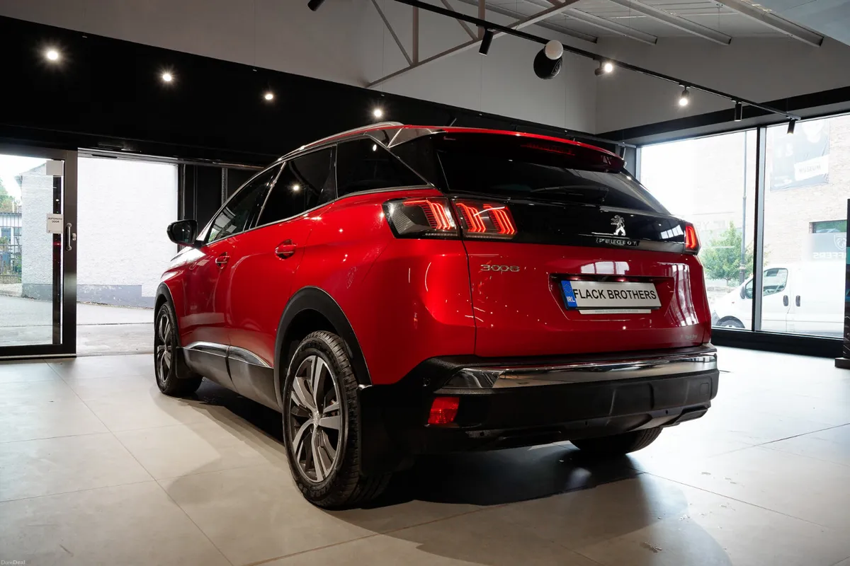 2021 Peugeot 3008 Allure 1.5 BlueHDi 130bhp Manual - Image 5