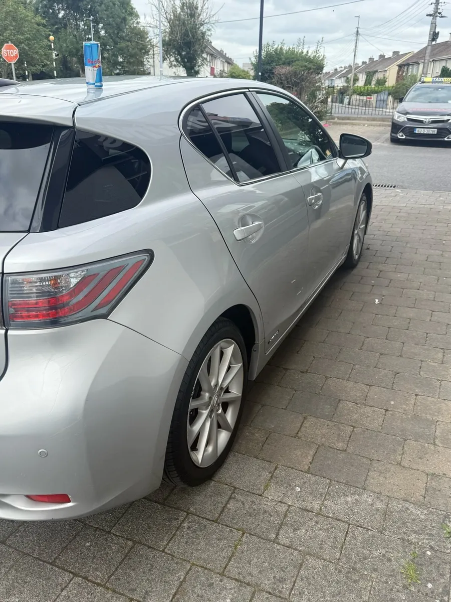 Lexus ct 200h hybrid - Image 5