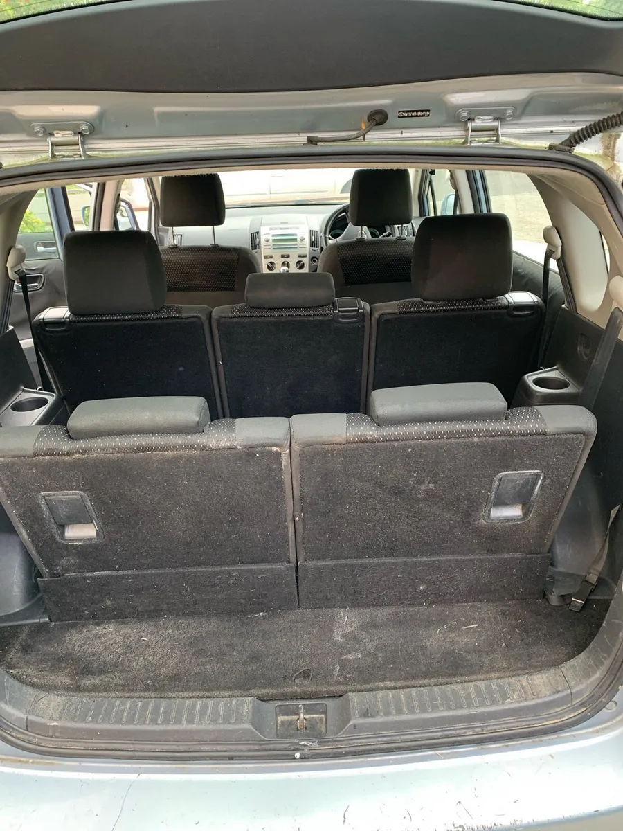 Toyota Carolla - Image 4