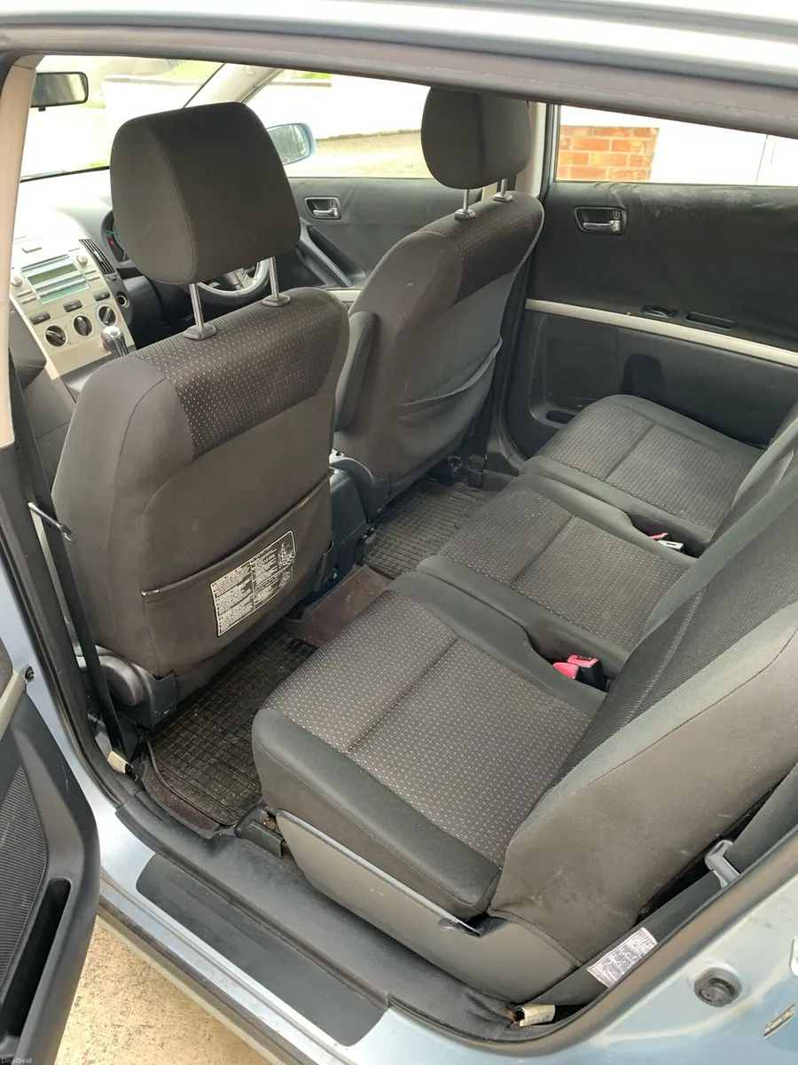 Toyota Carolla - Image 5