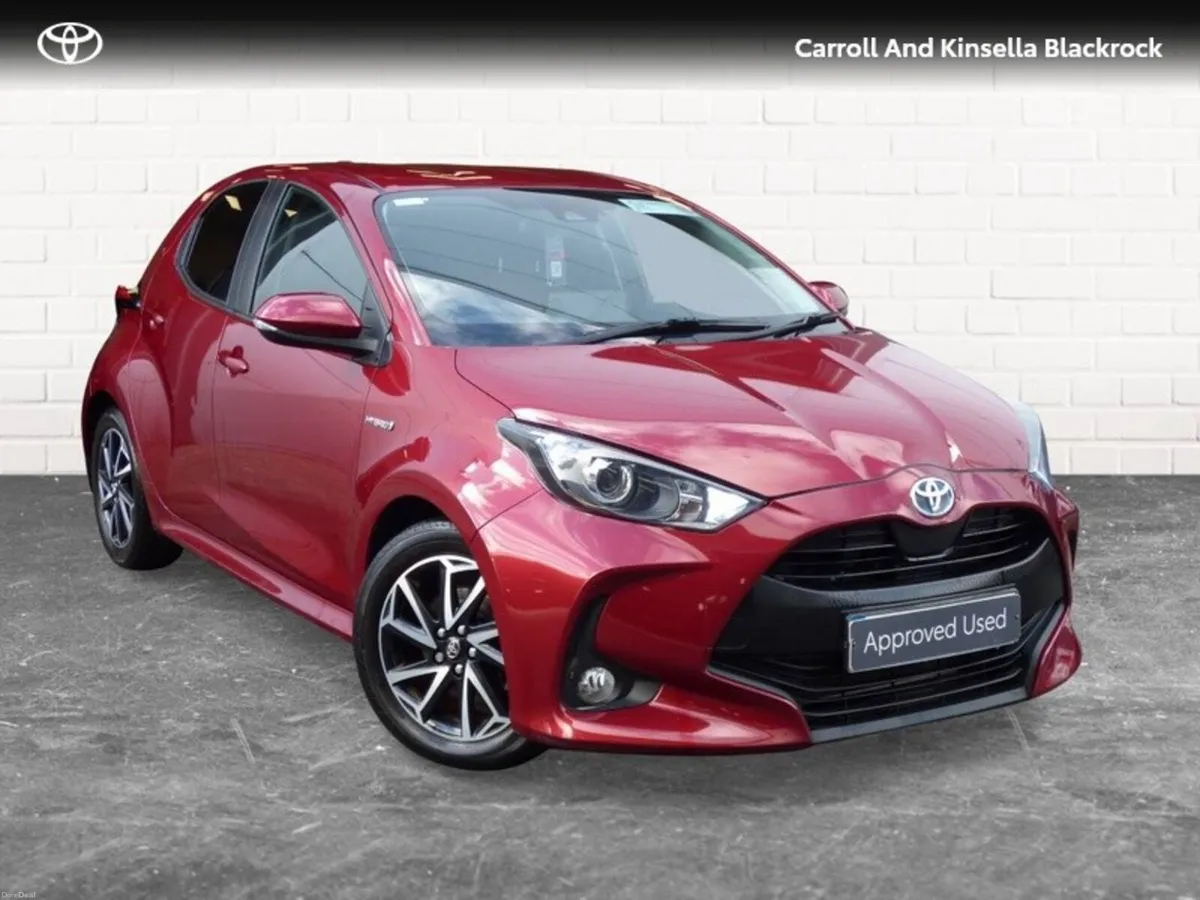 Toyota Yaris Hybrid Luna Sport - Image 5