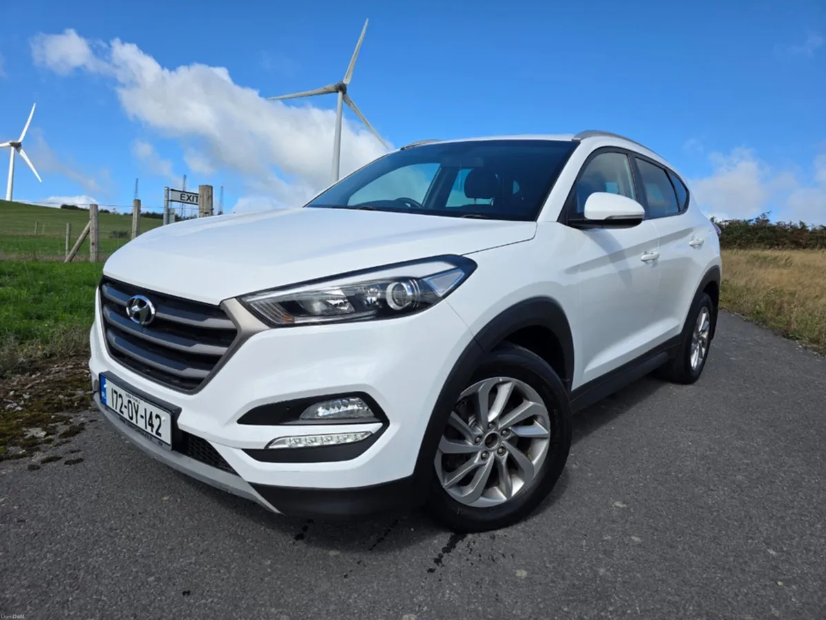 Hyundai Tucson EXECUTIVE 1.7 FINANCE AVAILABLE - Image 2