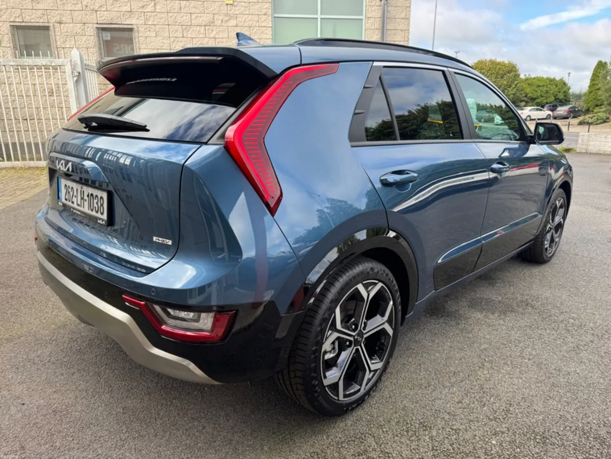 Kia Niro PHEV SPECIAL EDITION 5DR - Image 2