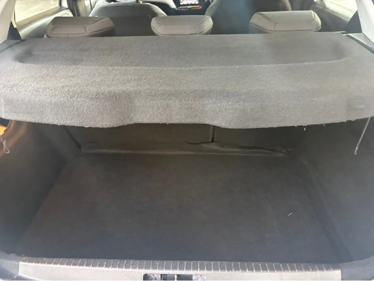 Opel Corsa 1.2 100PS-PET-8 100PS-PET-8SP AUTO - Image 4