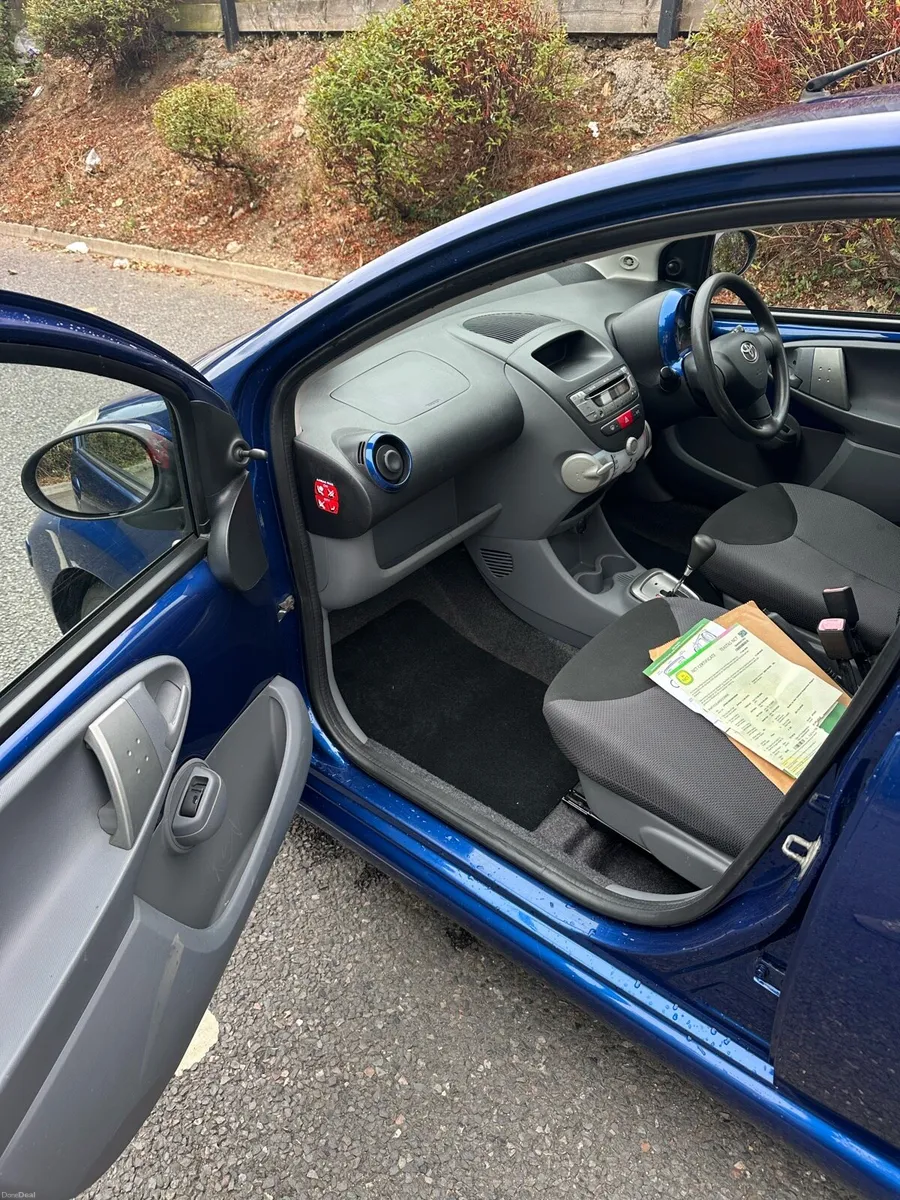 Toyota Aygo Automatic - Image 6
