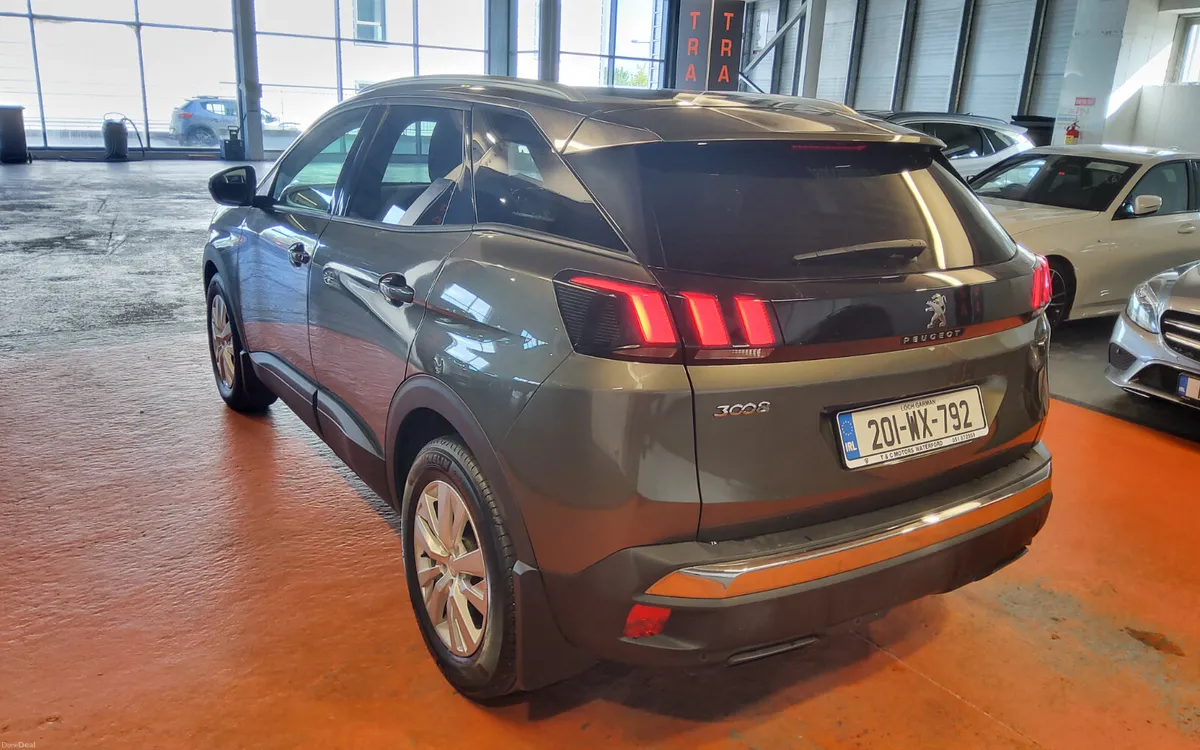 Peugeot 3008 2020 - Image 5