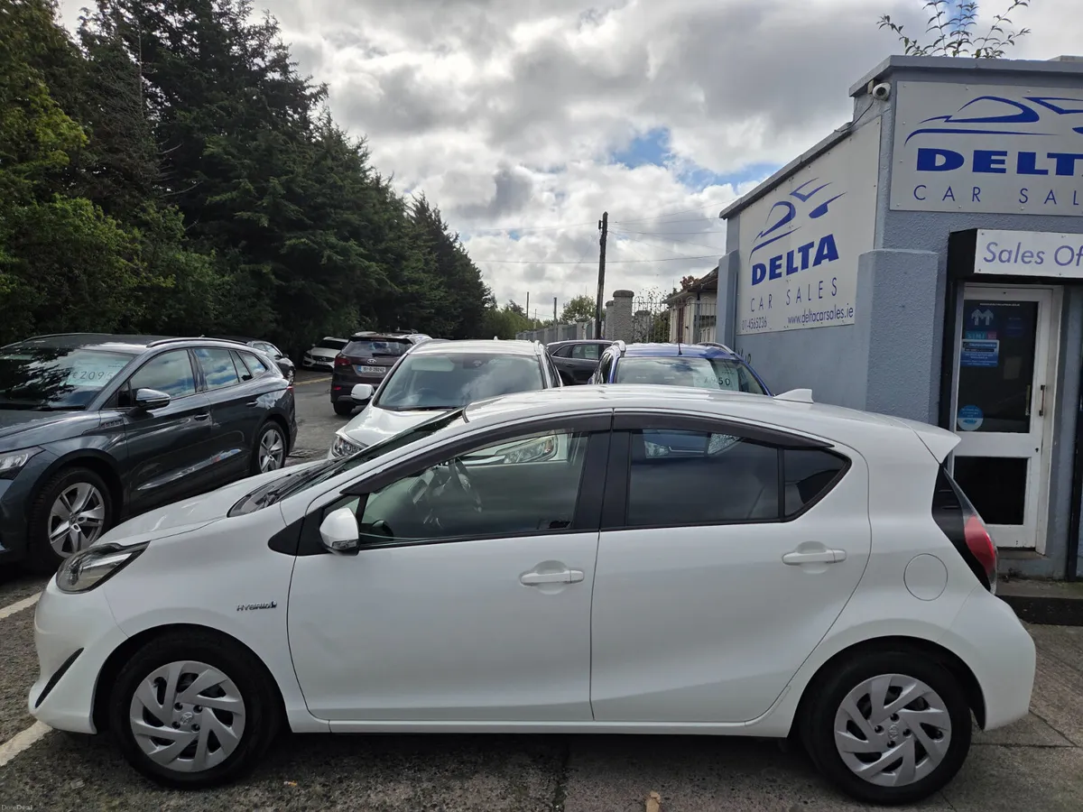 2017 TOYOTA AQUA PETROL HYBRID AUTOMATIC NCT 07/27 - Image 3