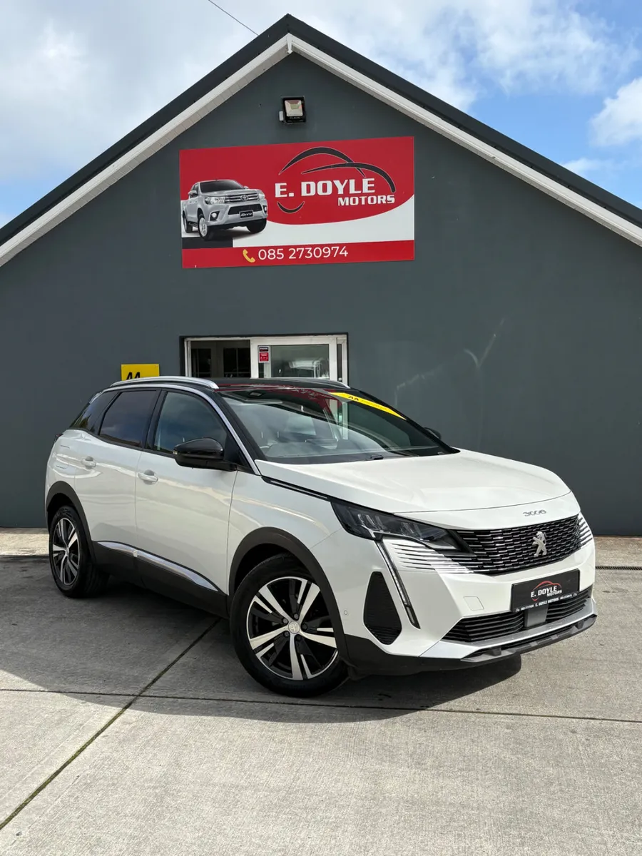 2023 Peugeot 3008 Premium + Auto - Image 1