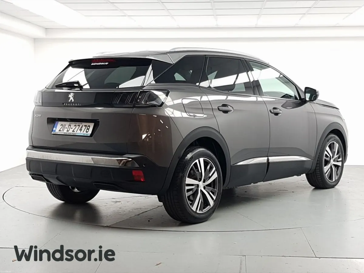 Peugeot 3008 1.2 PureTech 130bhp Allure - Image 2