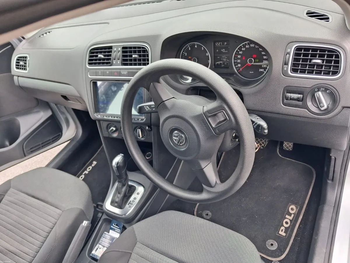 Volkswagen Polo 2012 - Image 6