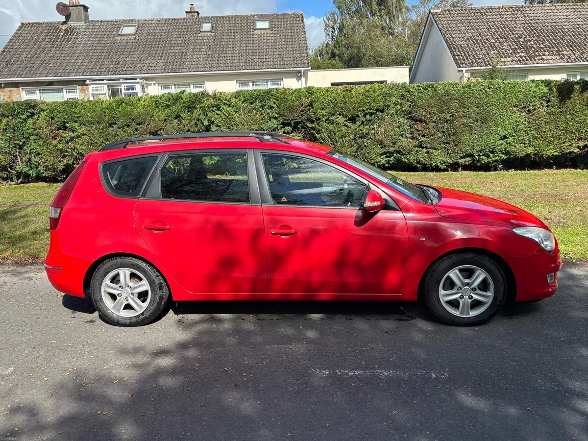 Hyundai i30 NCT and Taxed - Image 2