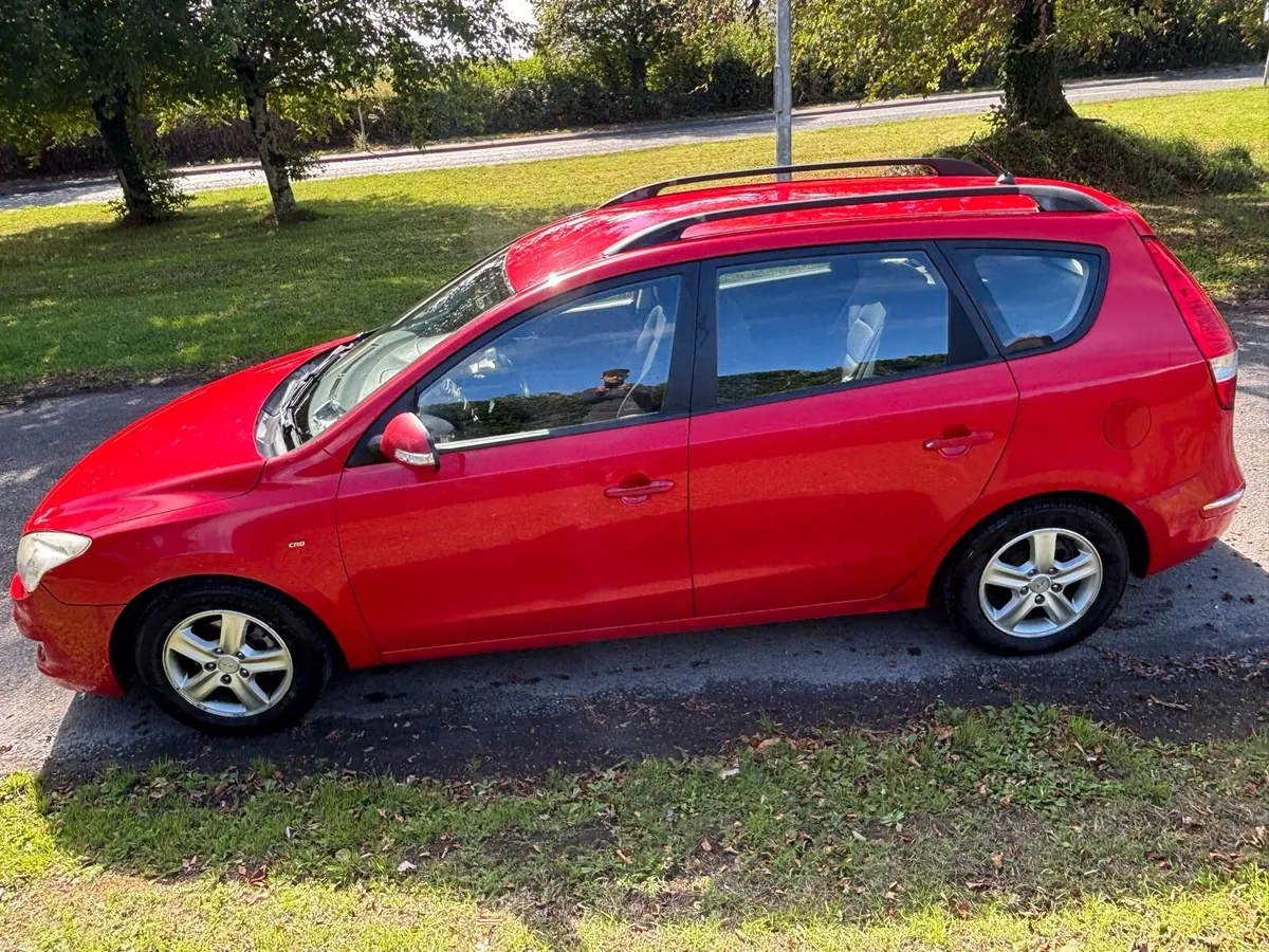 Hyundai i30 NCT and Taxed - Image 4