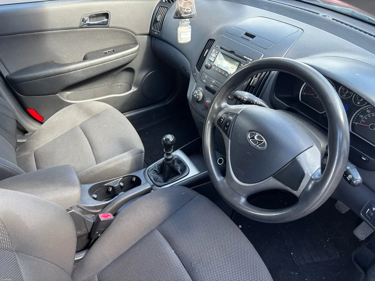 Hyundai i30 NCT and Taxed - Image 5