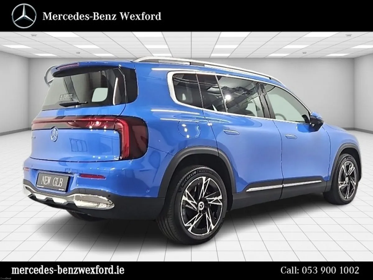 Mercedes-Benz GLB 200 BEV with 7 Seats - Image 4