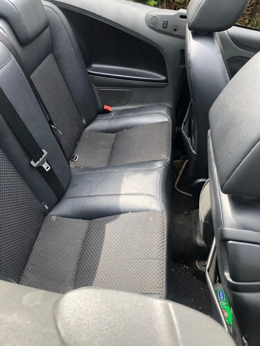 2008 Ford Focus Convertable - Image 3