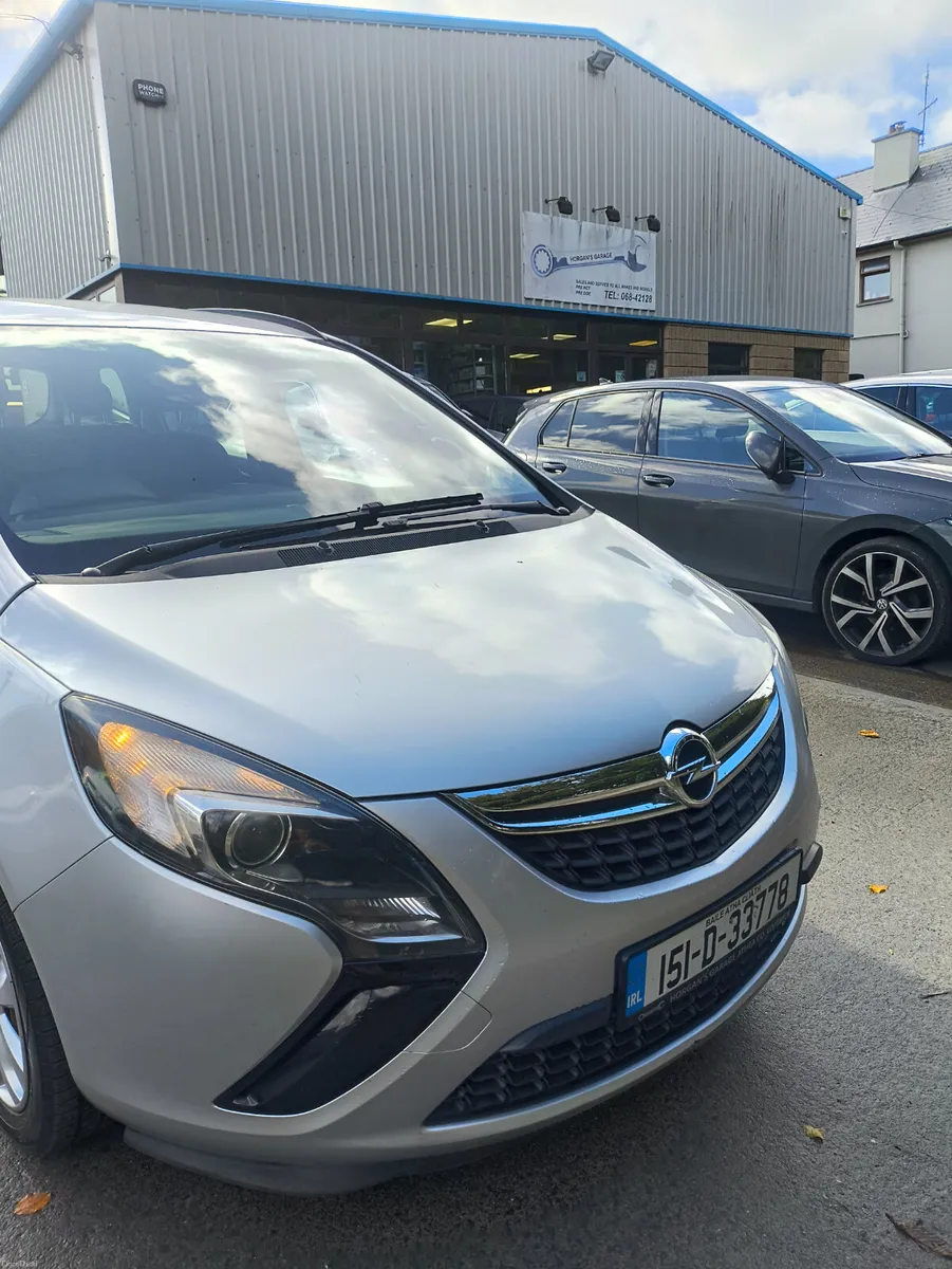 Opel Zafira 2015  2.0L - Image 1