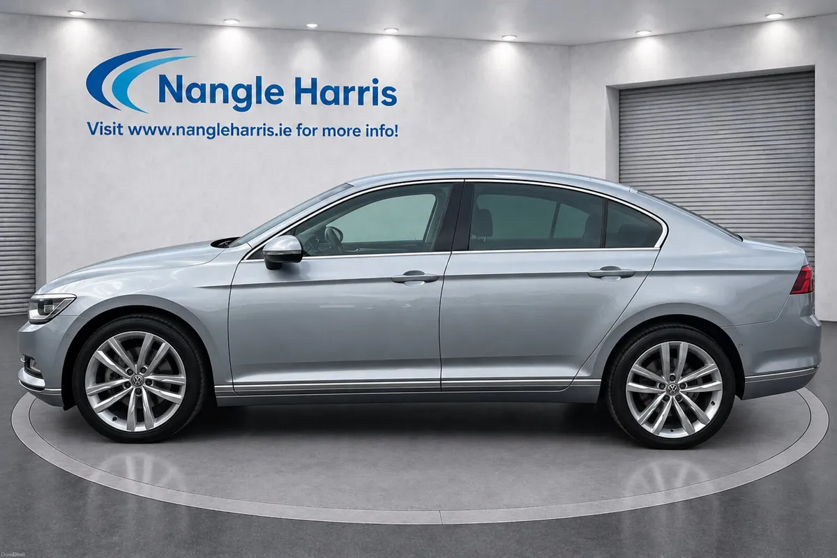 Volkswagen Passat Full Leather - Image 2