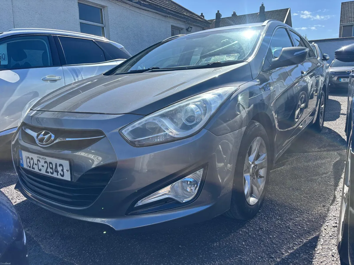 Hyundai i40 2013 ESTATE  DIESEL  NEW  NCT - Image 2