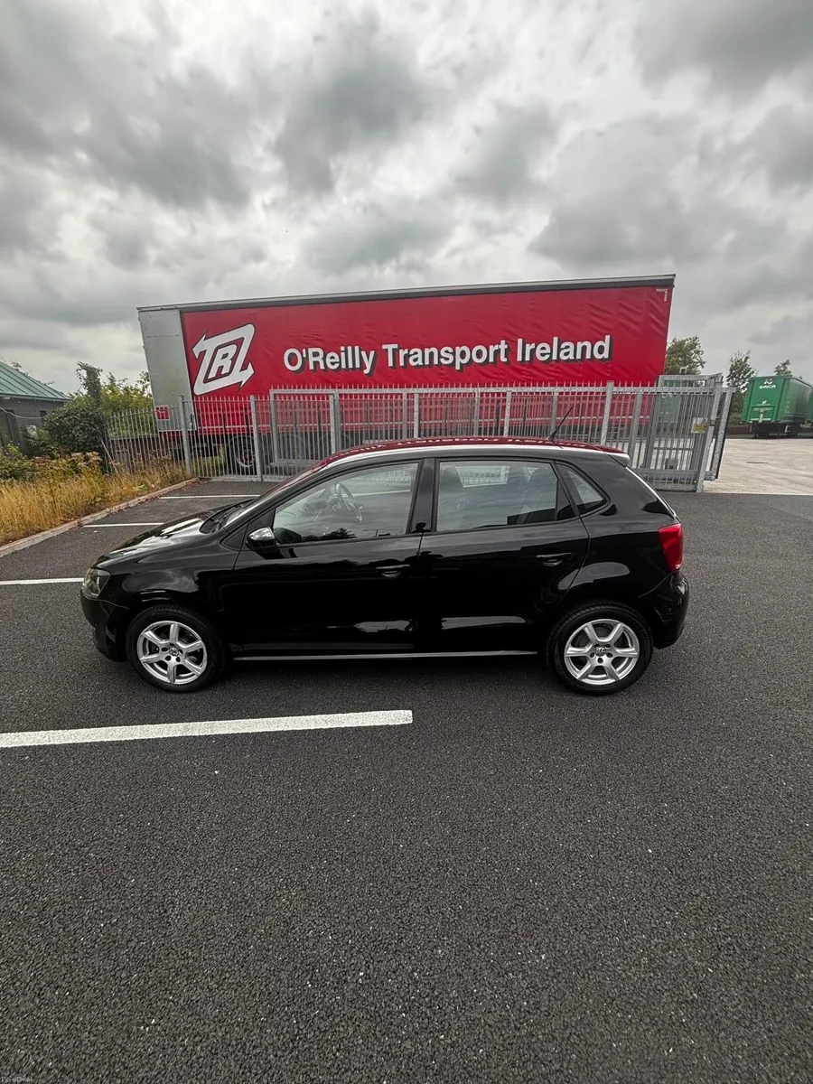 Black VW Polo 1.2L 2012 - Image 4