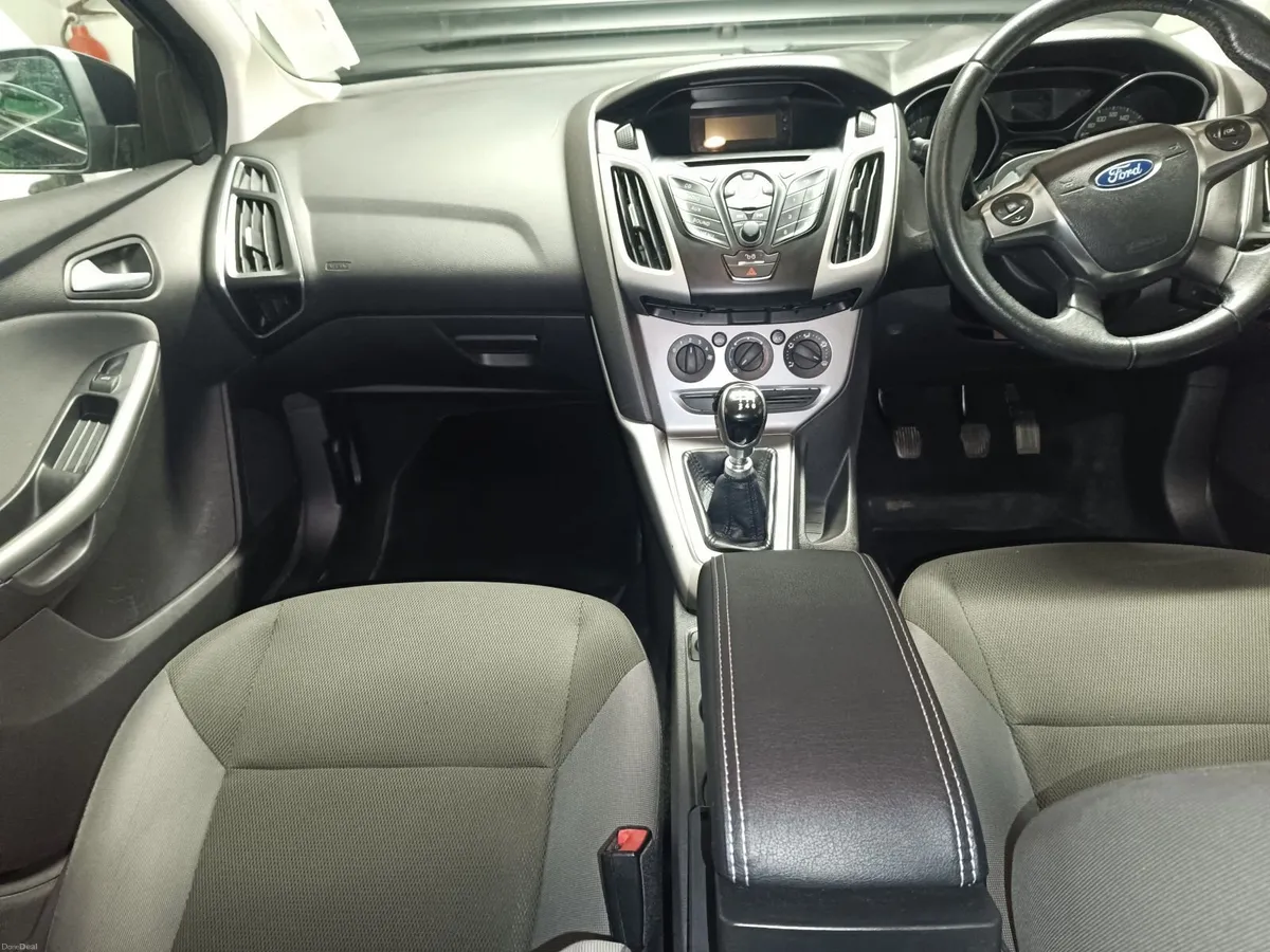 Ford Focus 2012 - Image 1