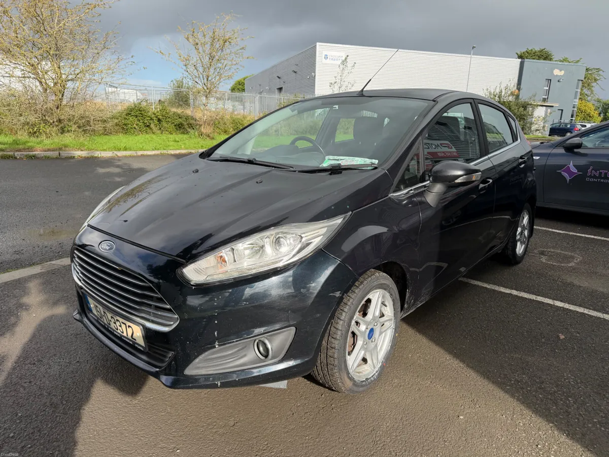 Ford Fiesta 2015 - Image 4