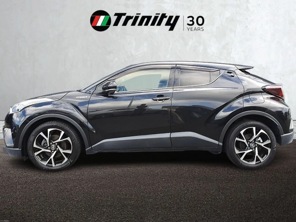 Toyota C-HR ** Z HYBRID ** HUGE SPEC ** TRINITY MO - Image 5