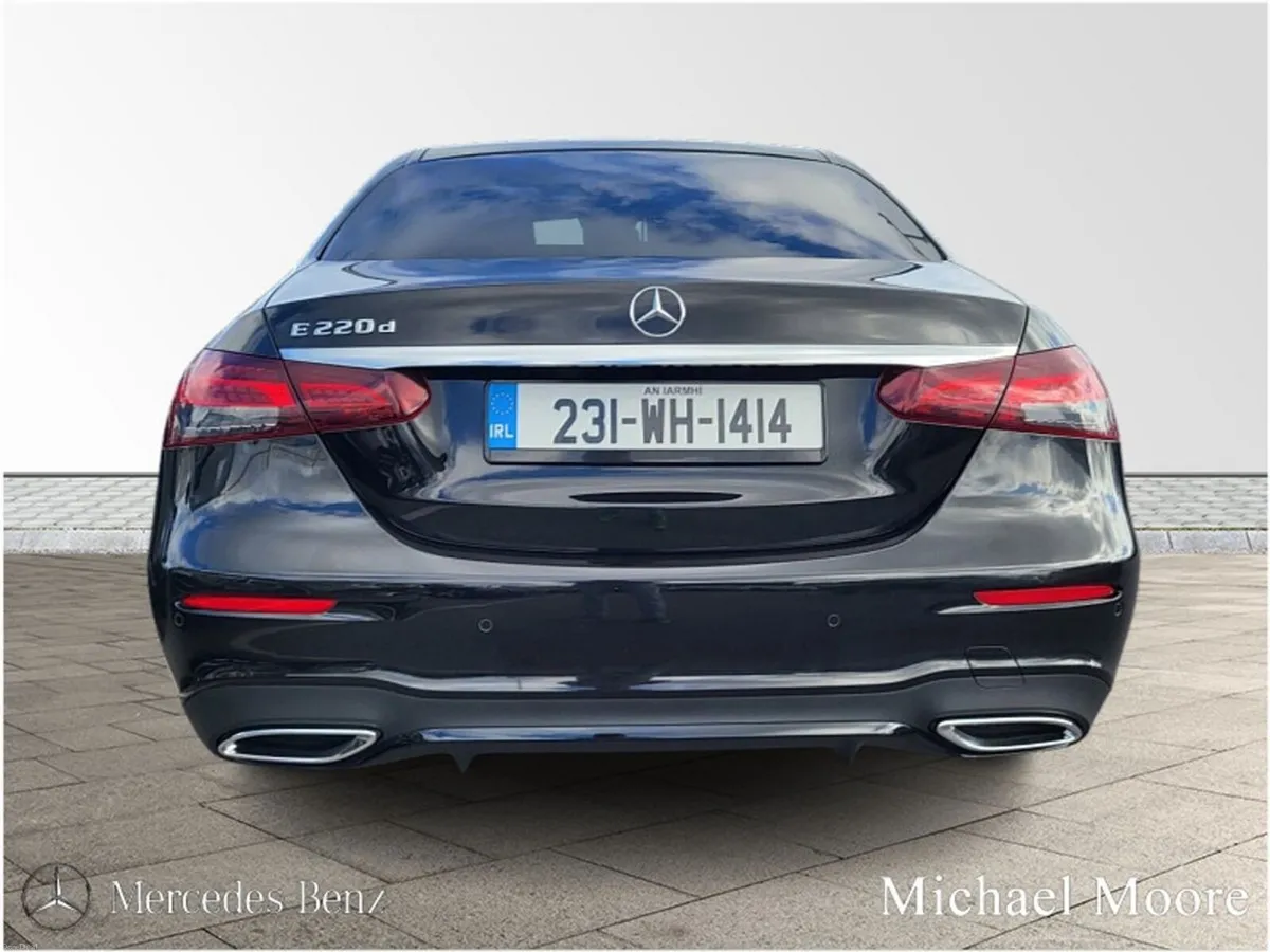 Mercedes-Benz E-Class E220d AMG Line Premium Plus - Image 6