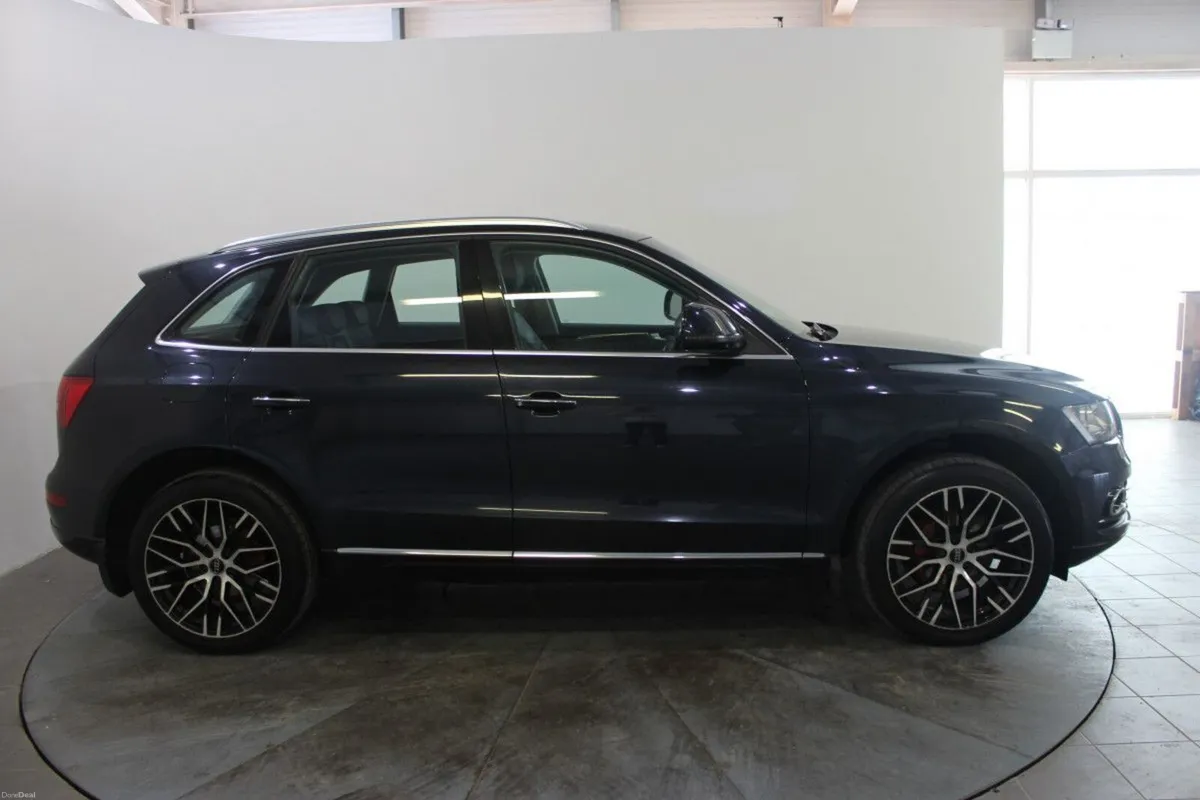 Audi Q5 2.0TDI 150HP quattro SE - TENDER 13 - Image 2