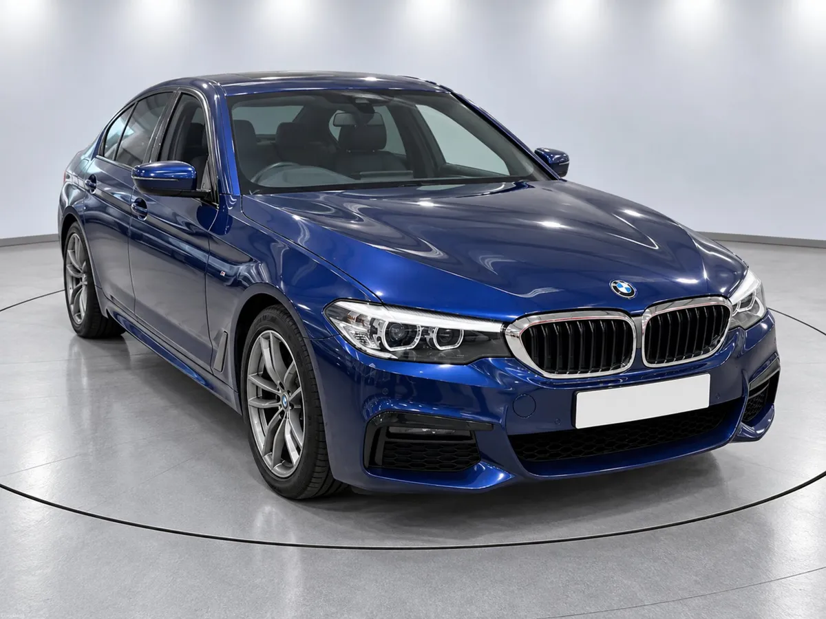 BMW 5 SERIES 2.0 520d xDrive M Sport Auto 4WD 4dr - Image 1