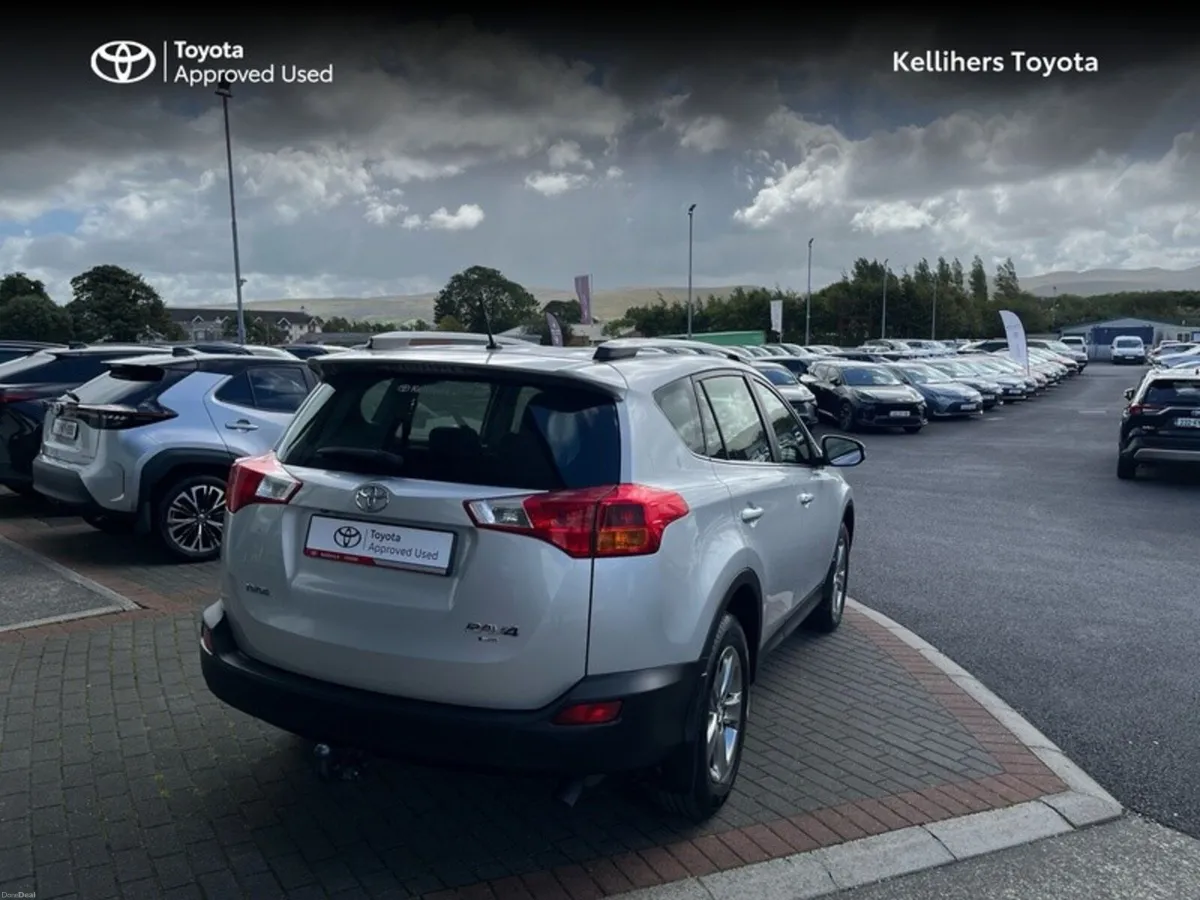 Toyota RAV4 RAV4 2.0D4D LUNA 2WD - Image 2