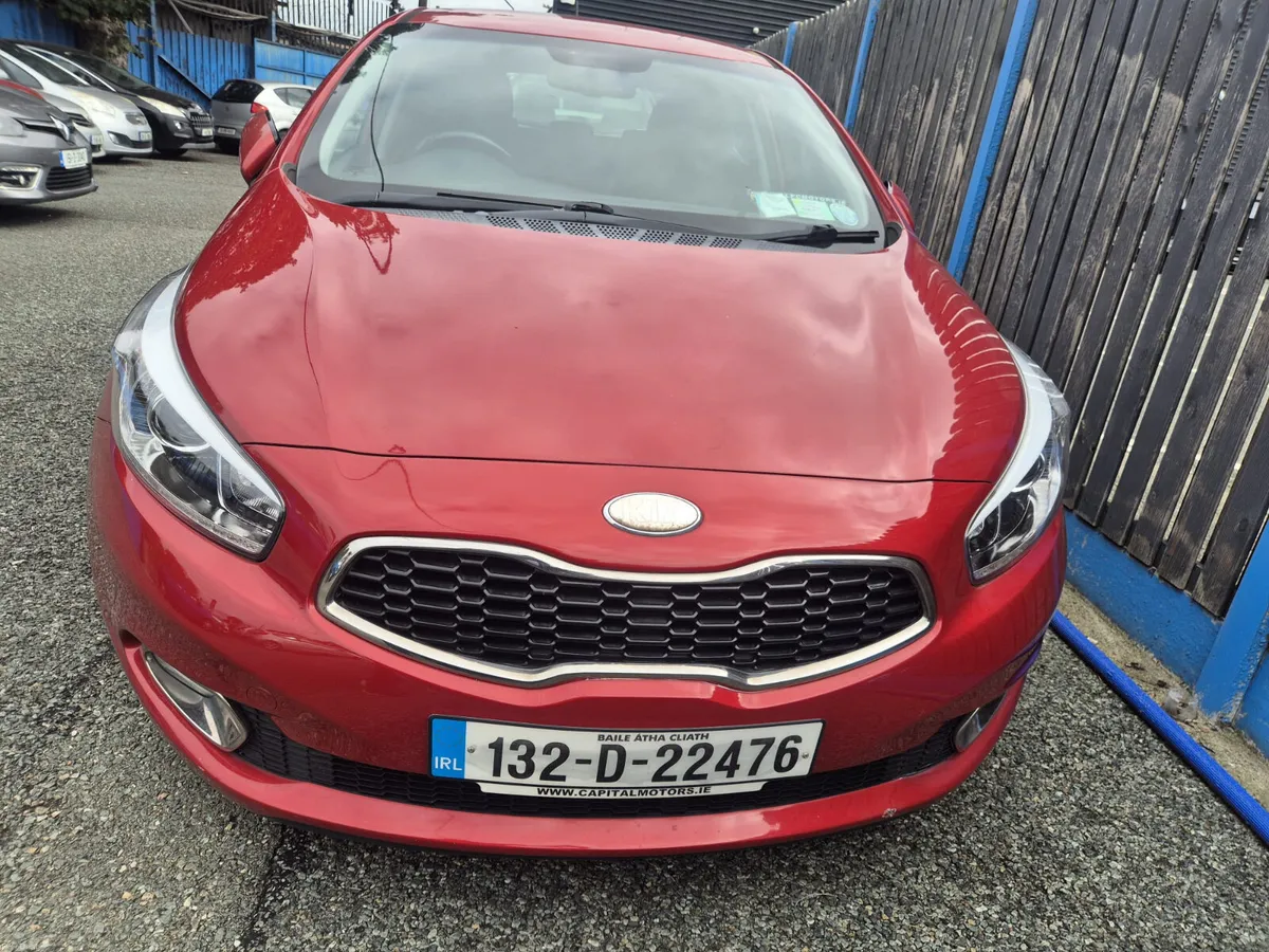Stunning Kia Ceed 2013 AUTOMATIC - Image 2