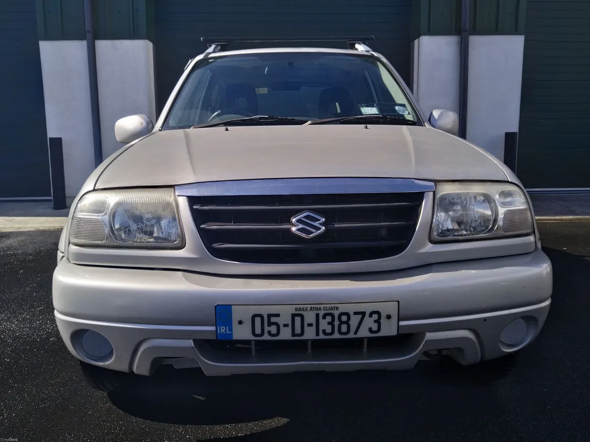 Suzuki Grand Vitara 2005 - Image 2