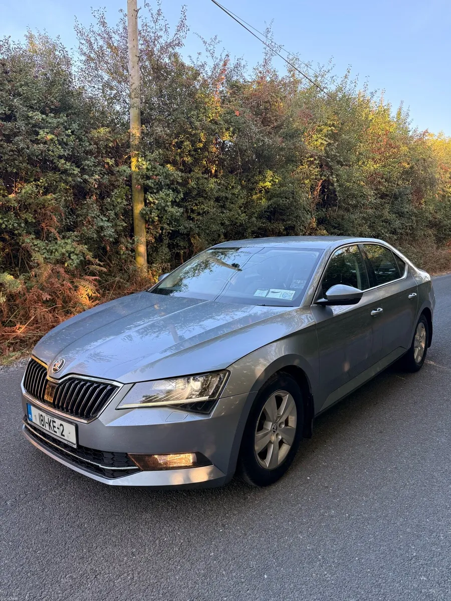 2018 Skoda Superb Automatic - Image 3