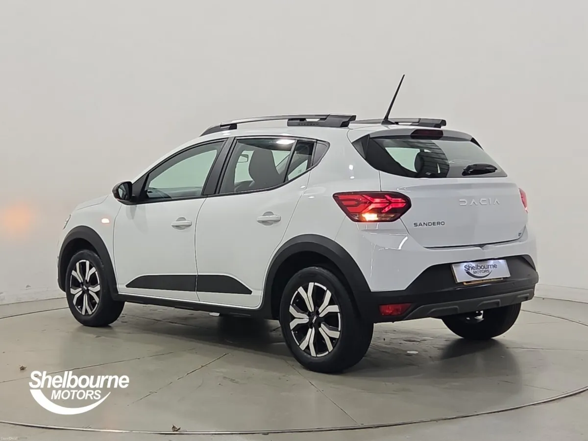 Dacia Sandero Stepway JOURNEY TCE - Image 2