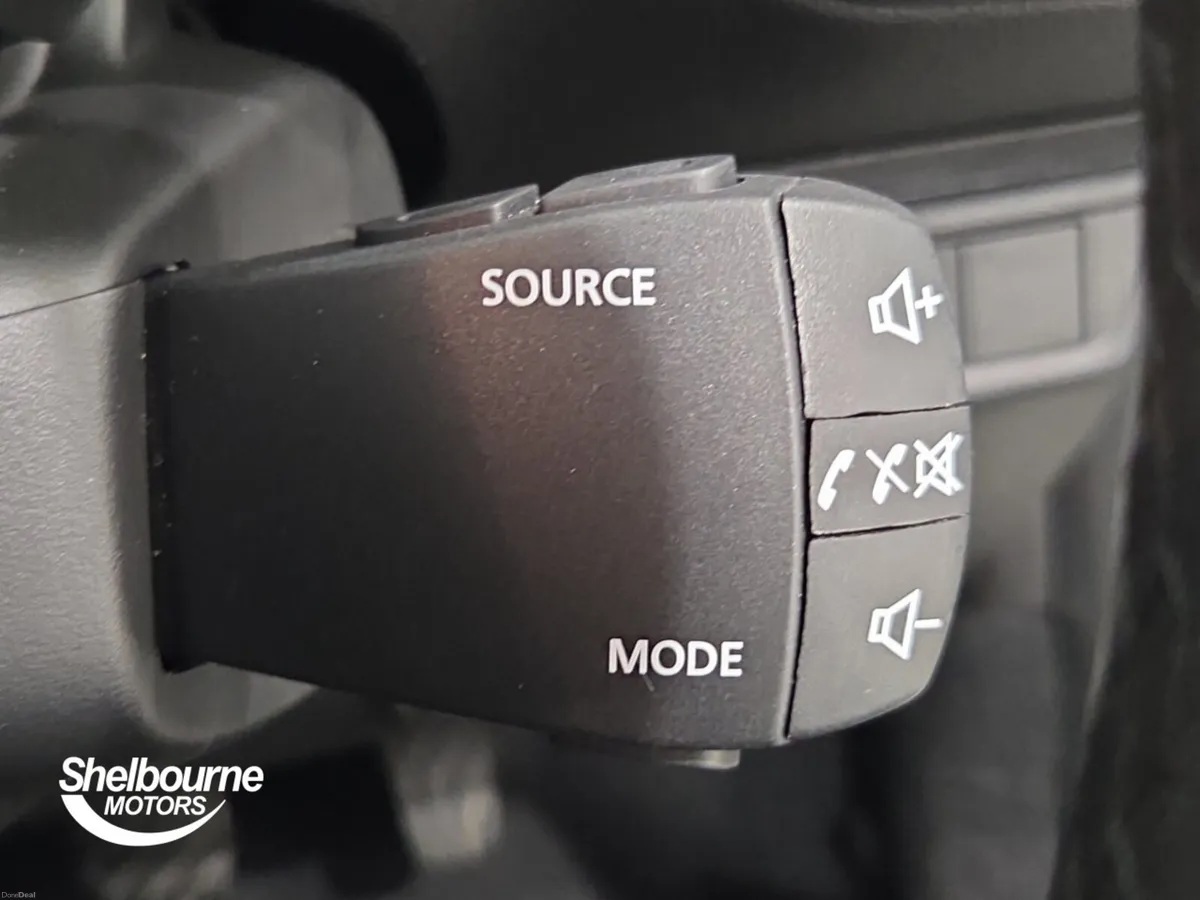 Dacia Sandero Stepway JOURNEY TCE - Image 5