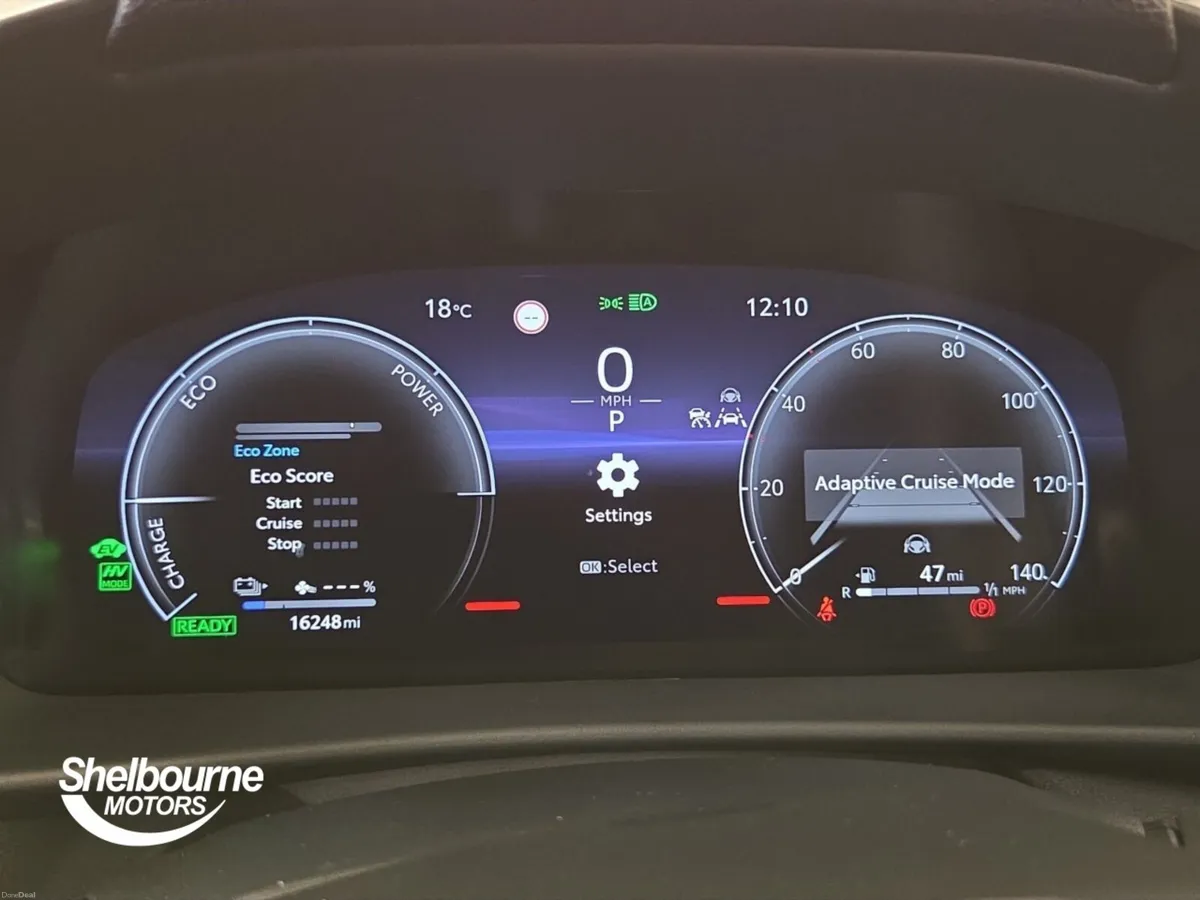 Toyota C-HR 2.0 PHEV Design 5dr CVT - Image 6