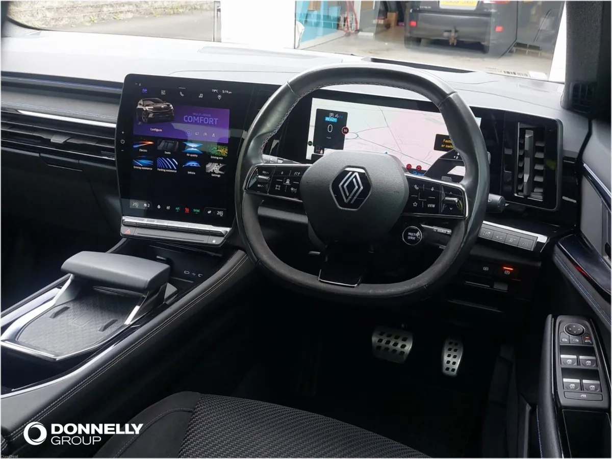 Renault Austral E-Tech FHEV Techno Esprit Alpine 5 - Image 4