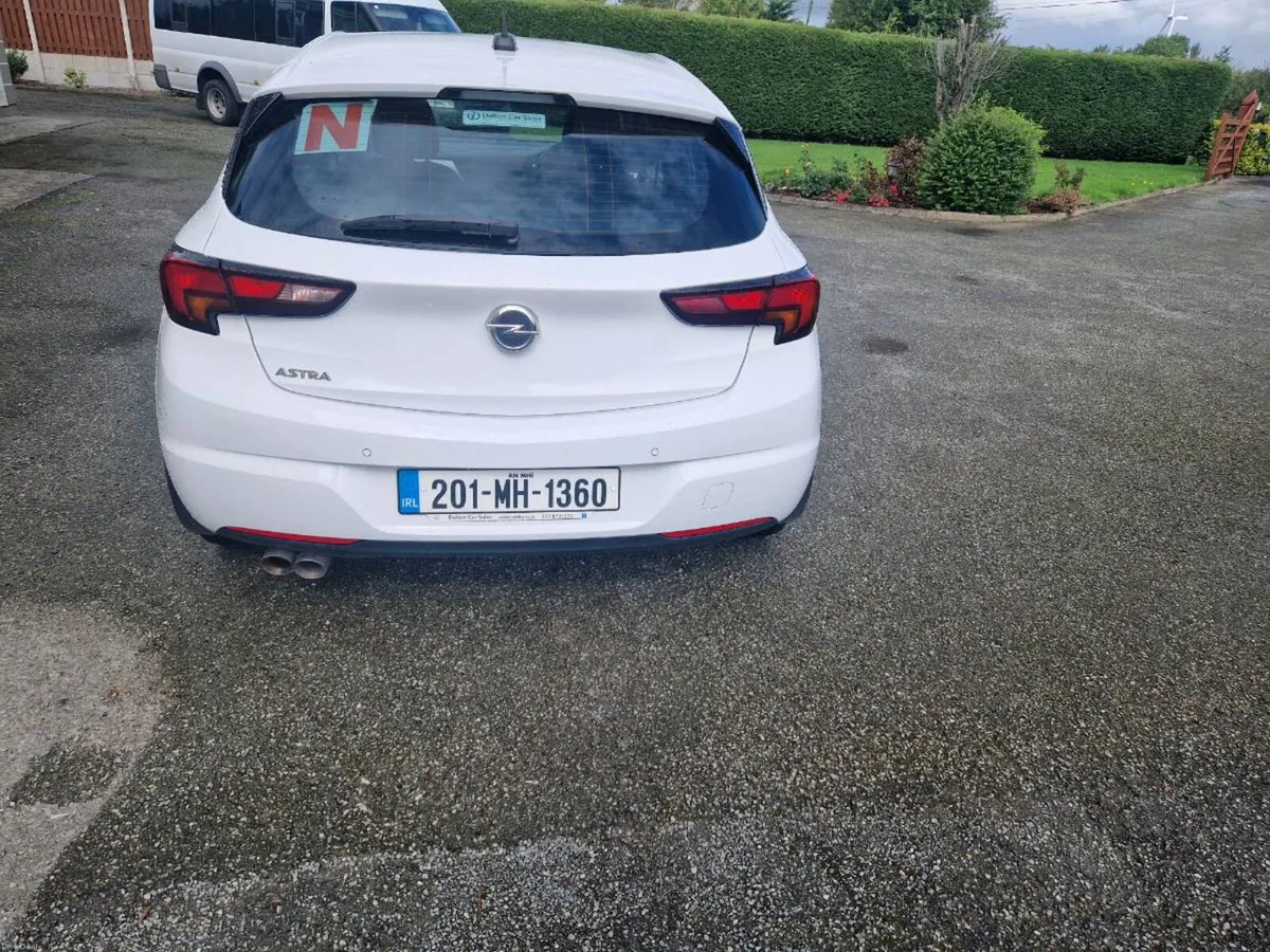 Car - Image 5