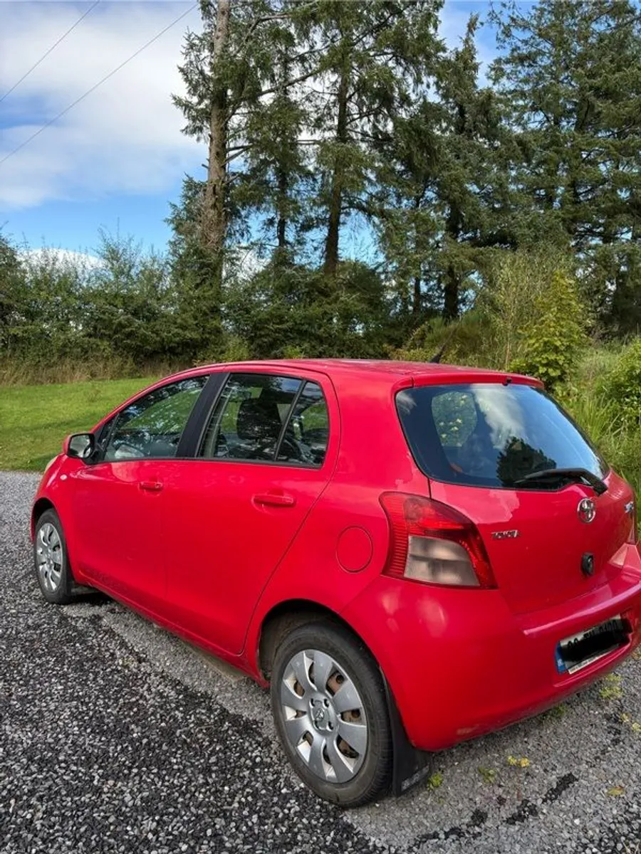 2006 Toyota Yaris - Image 1