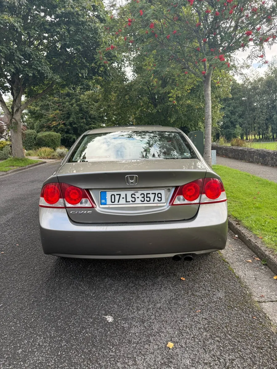 HONDA CIVIC i-VTEC  NCT 09/27 - Image 4